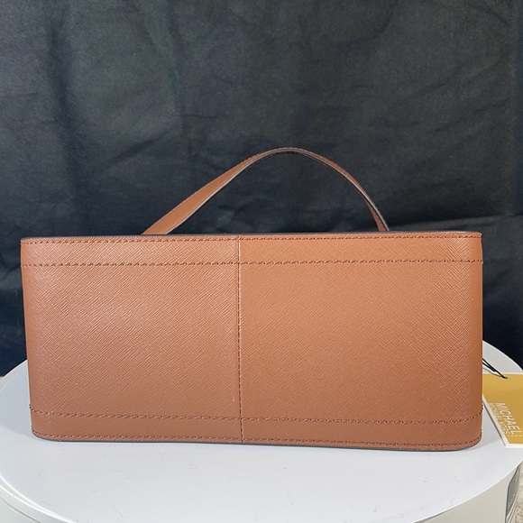 NWT = MICHAEL KORS LEADER SHOULDER BAG . - Picture 6 of 8